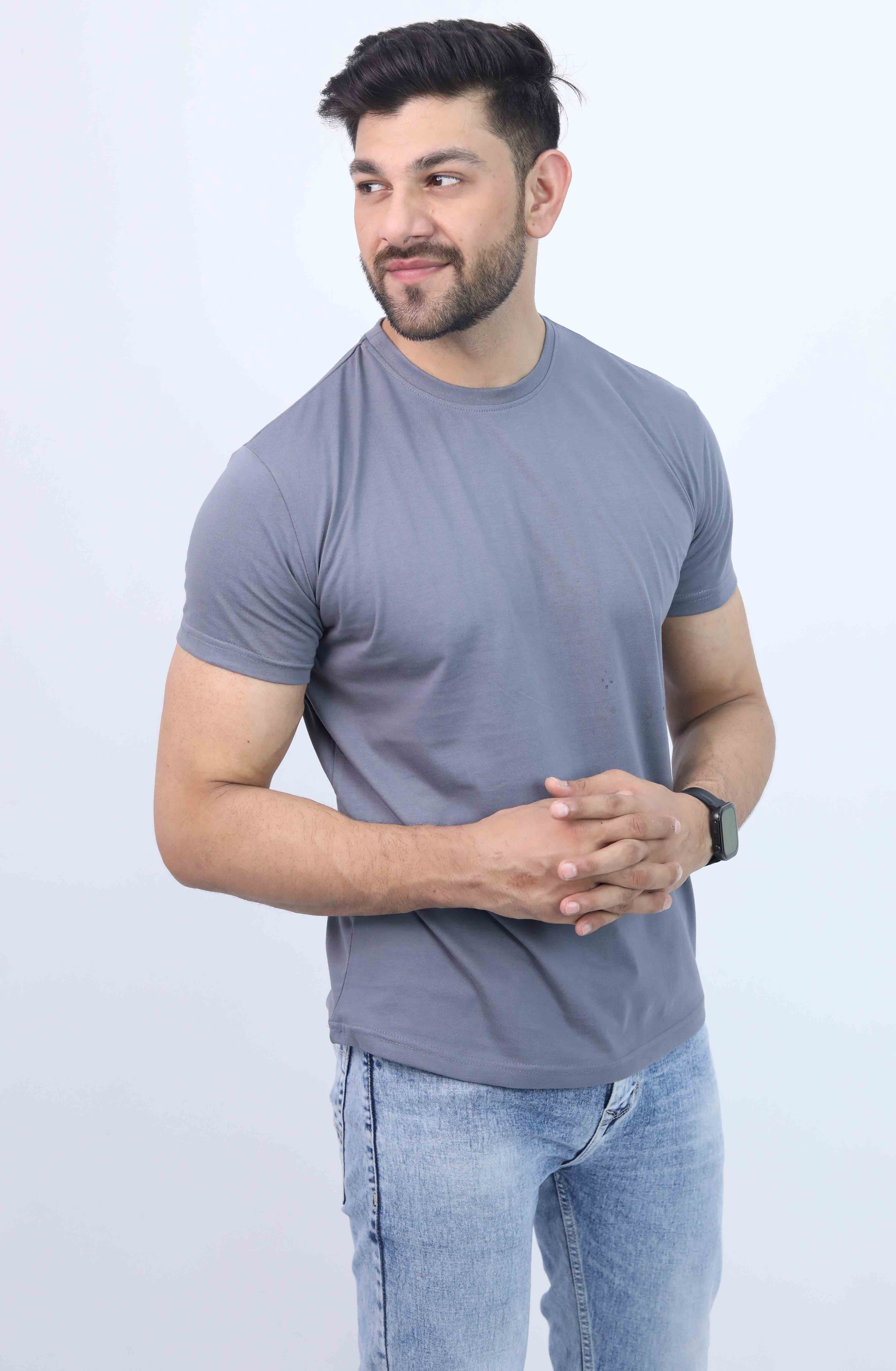 Plain T-shirt