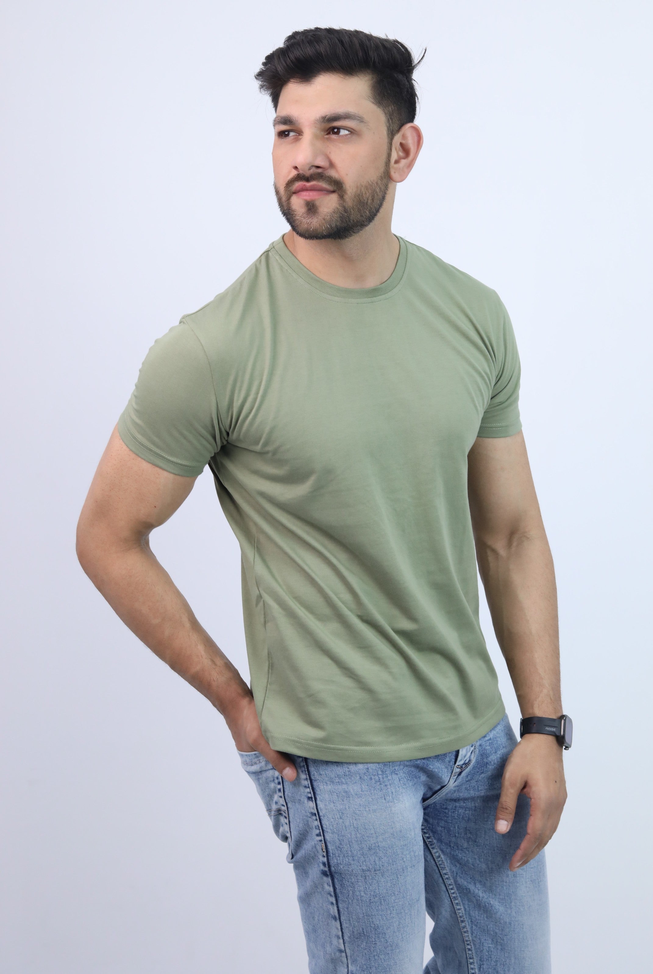 Plain T-shirt